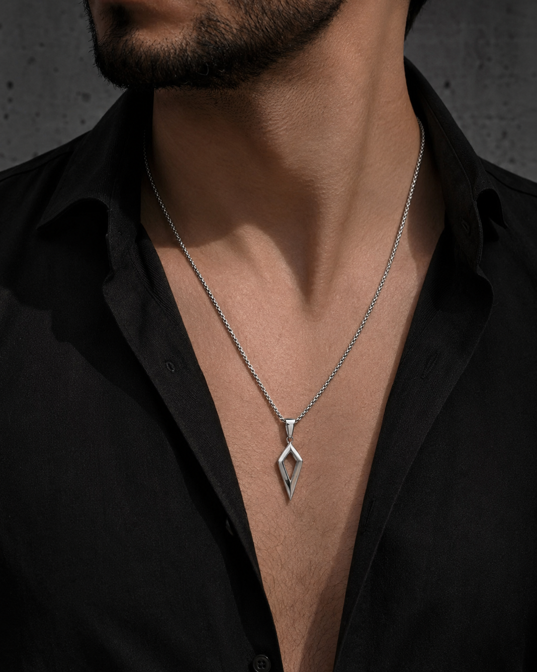 Man wearing the ZAFT Shard silver open diamond necklace